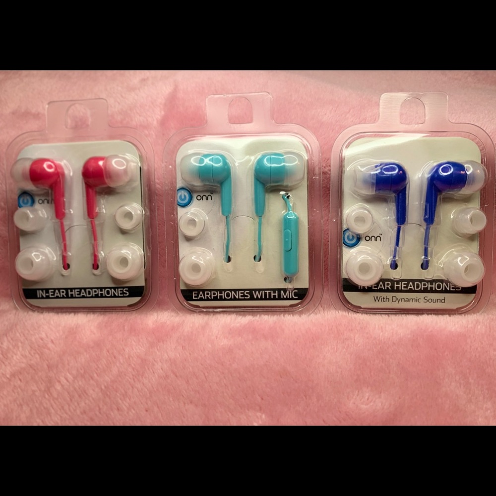 IN-EAR HEADPHONES